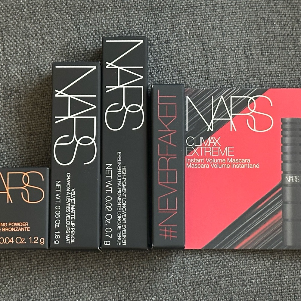 NARS “4” PIECE MINI SET (COMES IN NARS REUSABLE BLACK POUCH)